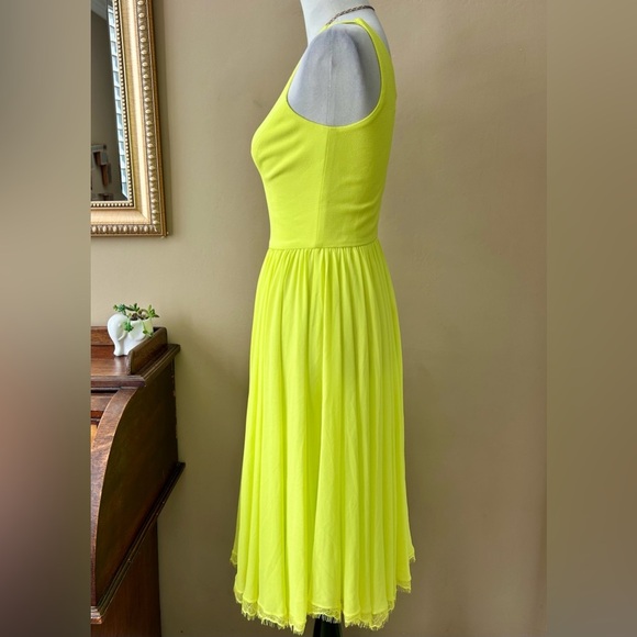 Dress the Population Alicia Dress Neon Yellow Chiffon Midi Twirl V-Neck Size S - Picture 6 of 11